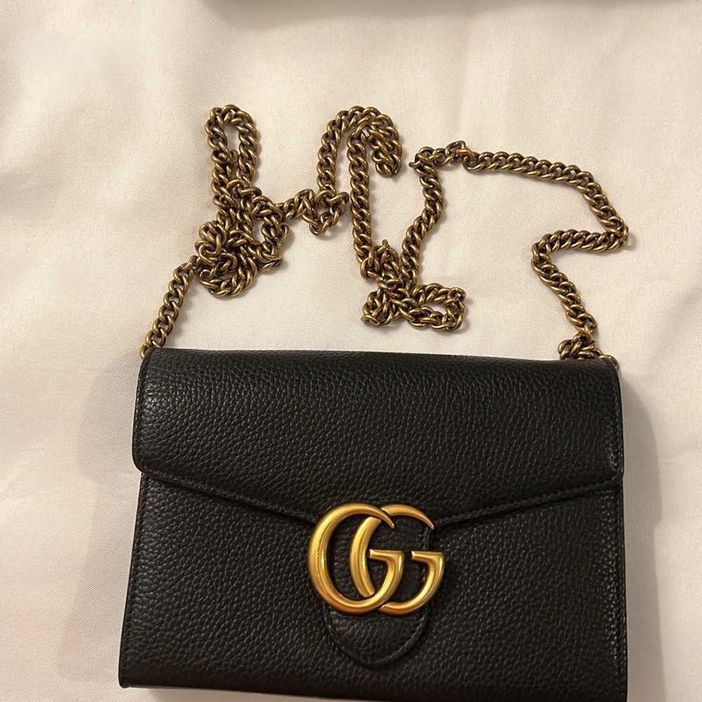 Gucci GG Marmont Chain Shoulder Leather Black Gold Hardware - Picture 9 of 17